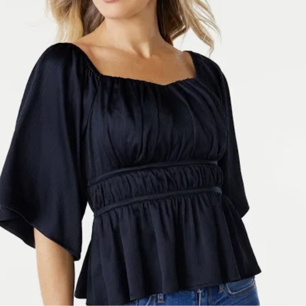 Sofia Vergara blouse. Size S. Black